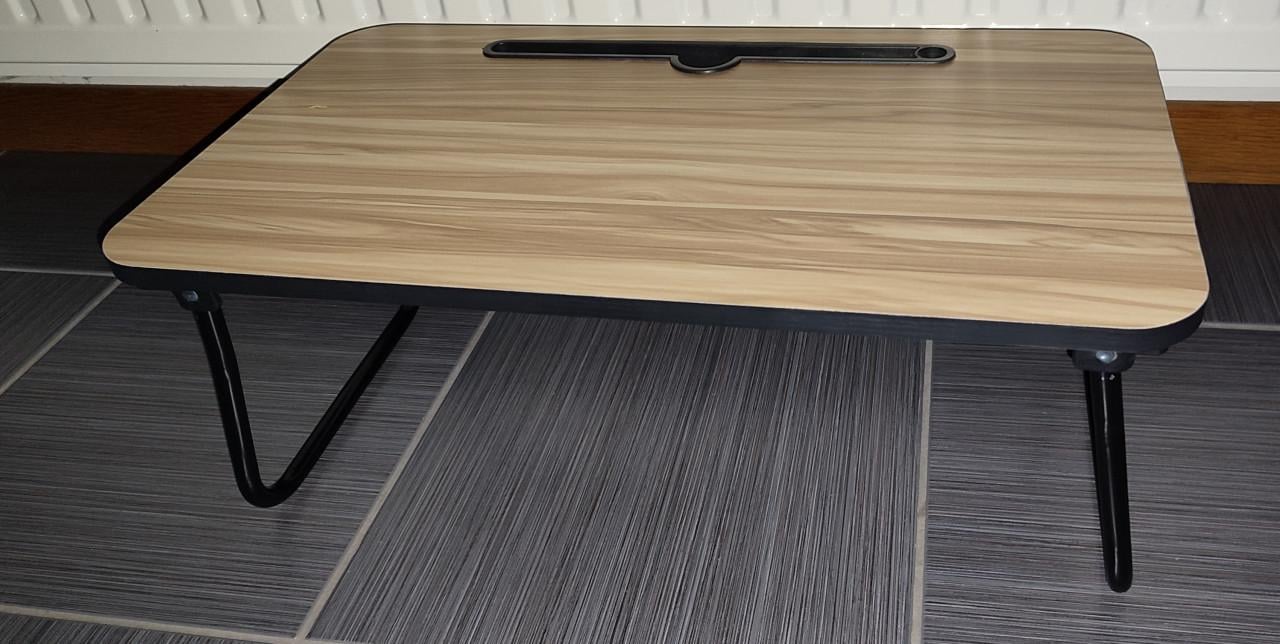 Laptoptafel / Bedtafel / Ontbijttafel - zoals nieuw