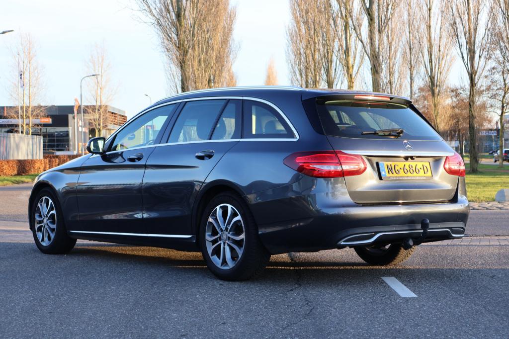 Mercedes-Benz C-Klasse estate 200 ambition i trekhaak i camera i stoelverwa