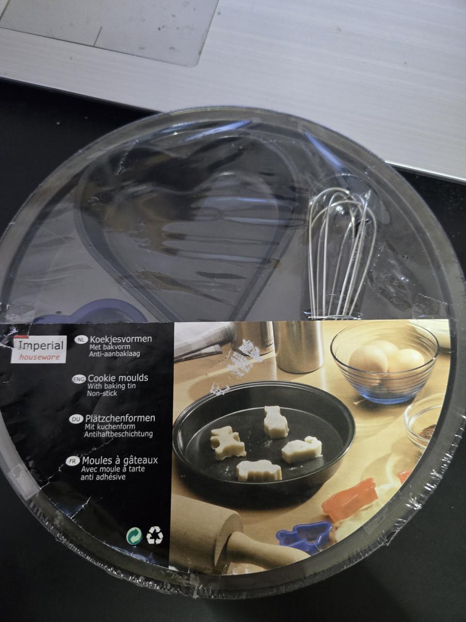 Baksetje Imperial Houseware met een anti-aanbaklaag. Nieuw