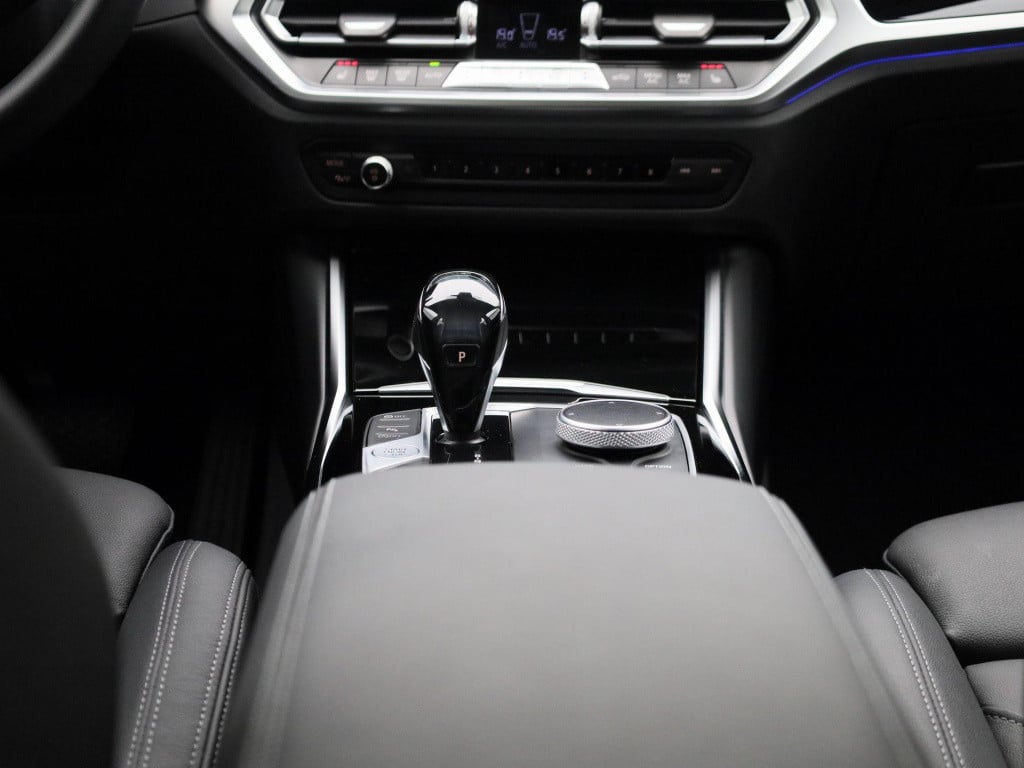 BMW 3-serie touring 318i corporate executive | automaat | lmv | parkeer sen