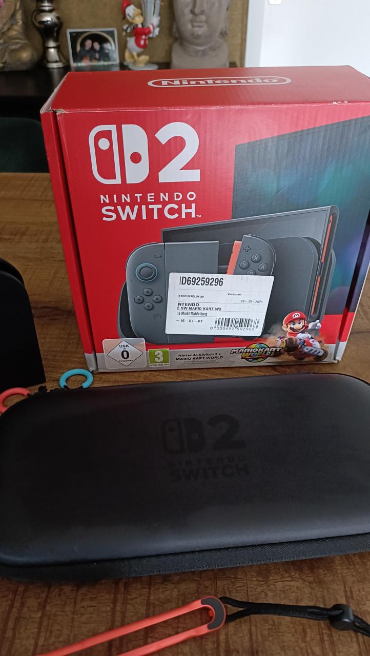 Nintendo switch 2 met garantie 4 mnd oud
