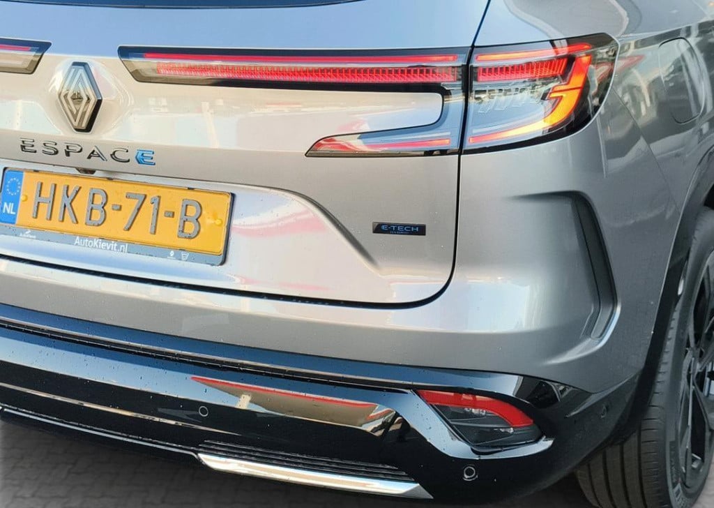 Renault Espace e-tech full hybrid 200 esprit alpine 7p.
