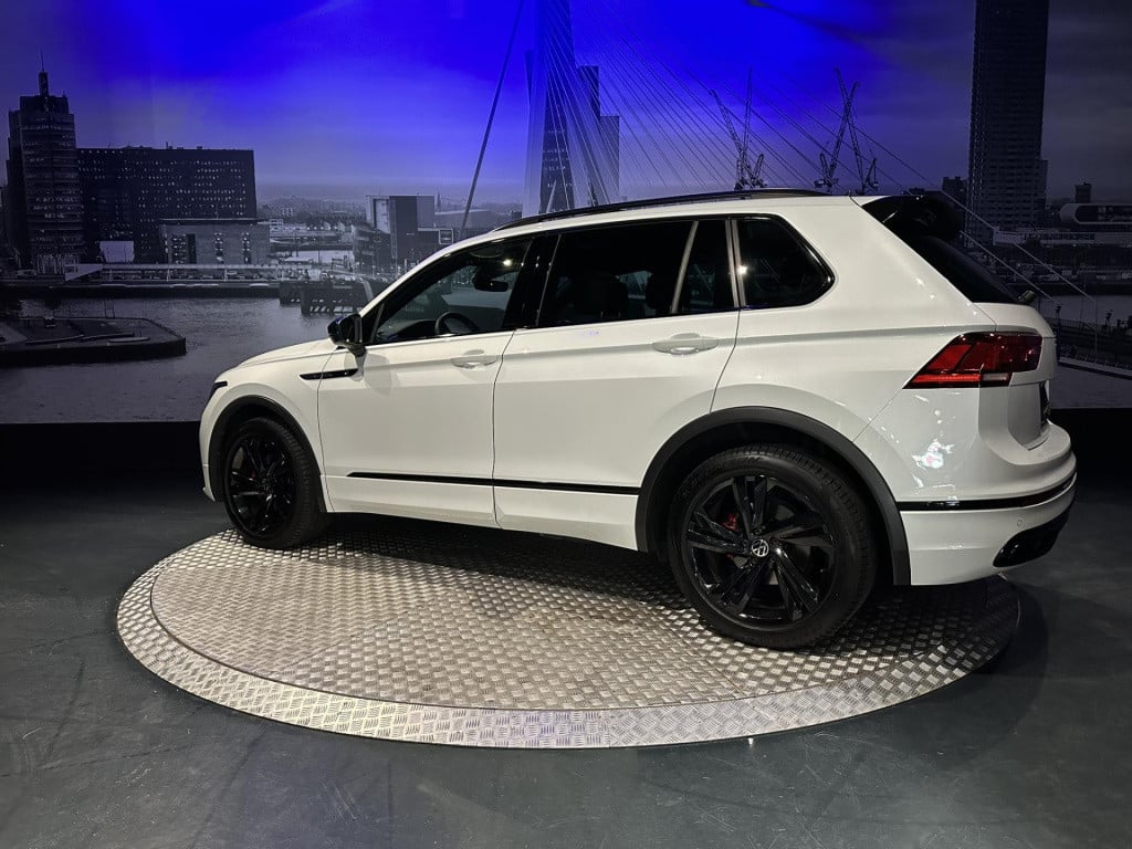 Volkswagen Tiguan 1.5 tsi r-line *navi*appconnect*camera*fabrieksgarantie 9