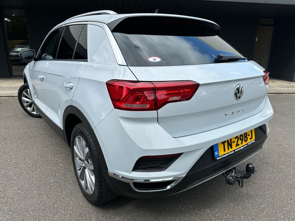 Volkswagen T-roc 1.0 tsi style // led koplampen // trekhaak //