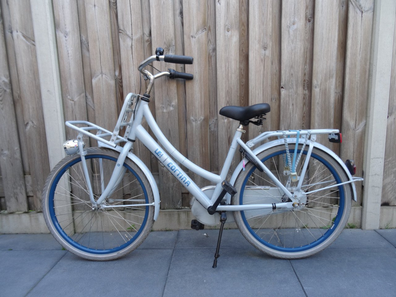 Cortina U4 24 inch meisjesfiets 3 versnellingen