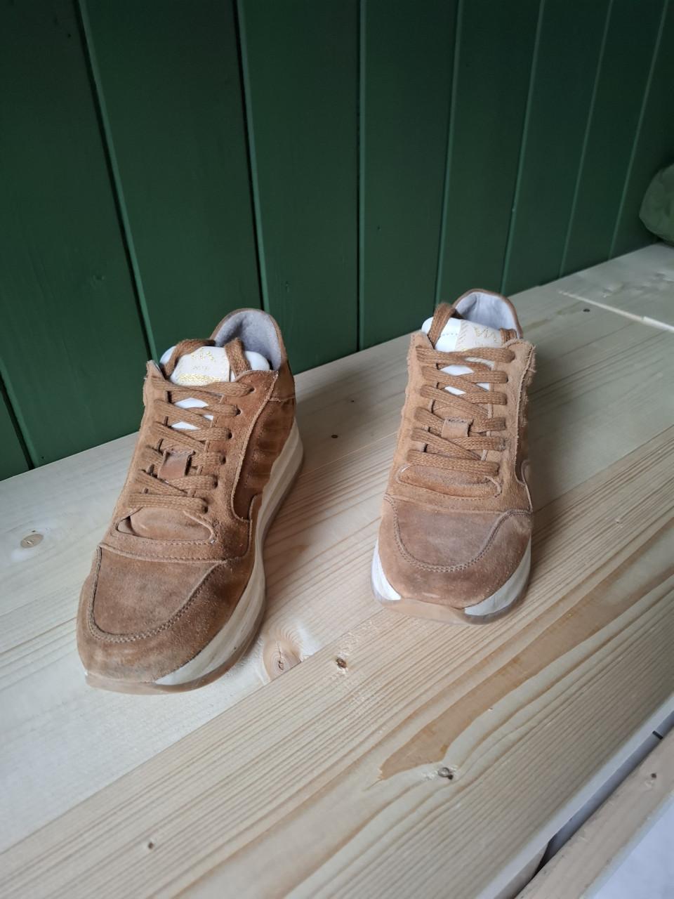 Te koop: Omoda damesschoen, kleur cognac , maat 39