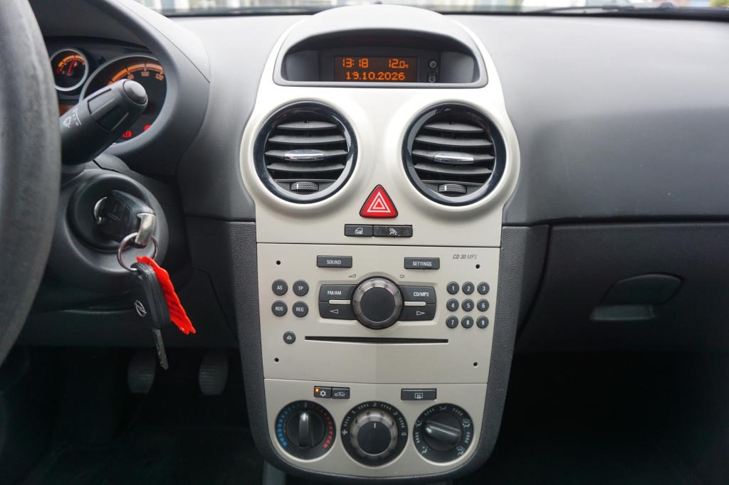 Opel Corsa 1.2-16v business airco / cruise / elektr. ramen / nap