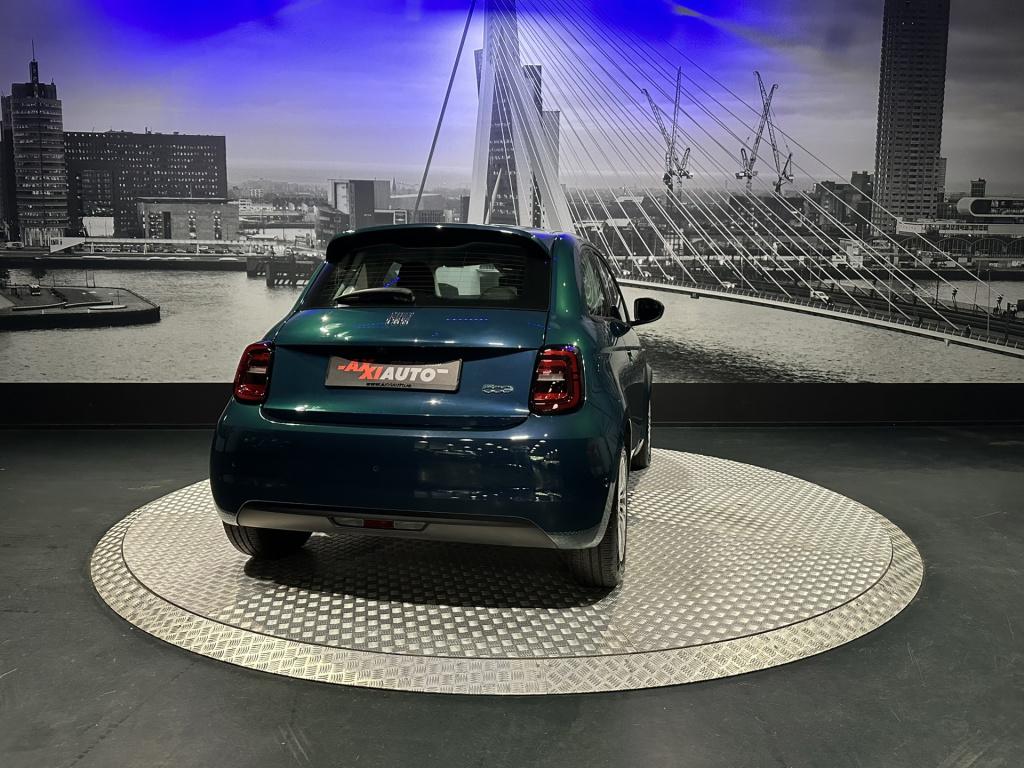 Fiat 500 icon 42 kwh *carplay*camera*