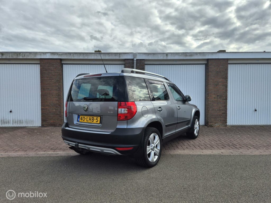 Skoda Yeti 1.2 tsi elegance / origineel nl / cruisecontrol / trekhaak