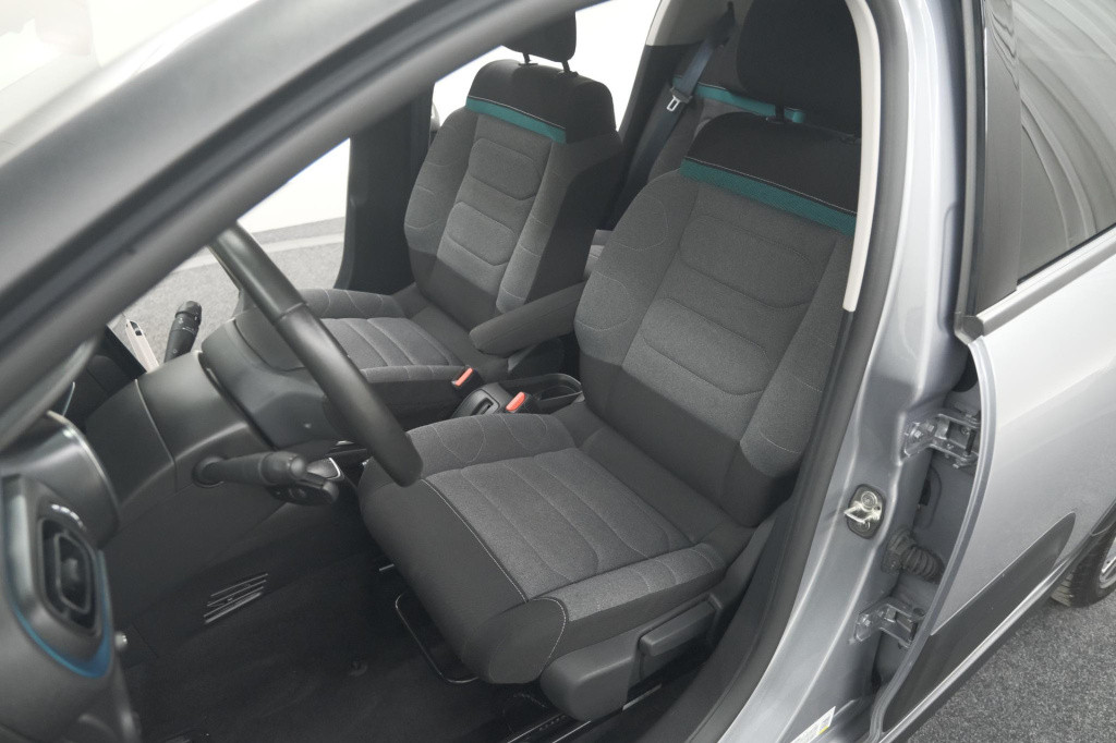 Citroen C3 puretech 110 eat6 shine | camera | navigatie | parkeersensoren |