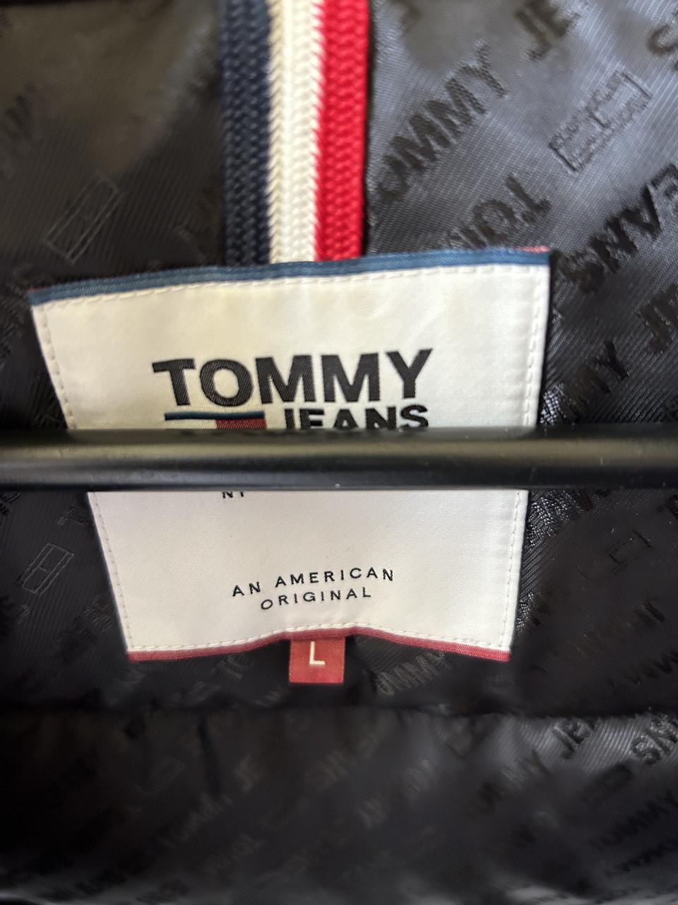 Prachtige zwarte winterjas van Tommy Hilfiger maat L
