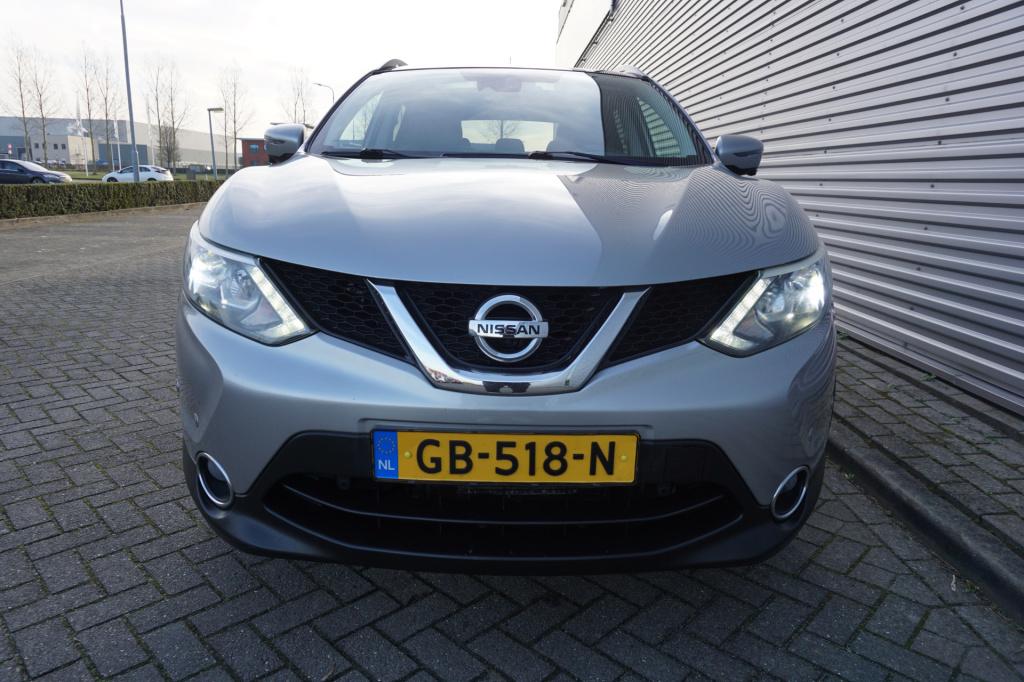 Nissan Qashqai 1.2 tekna - automaat / climate / navi / cruise / leder / cam