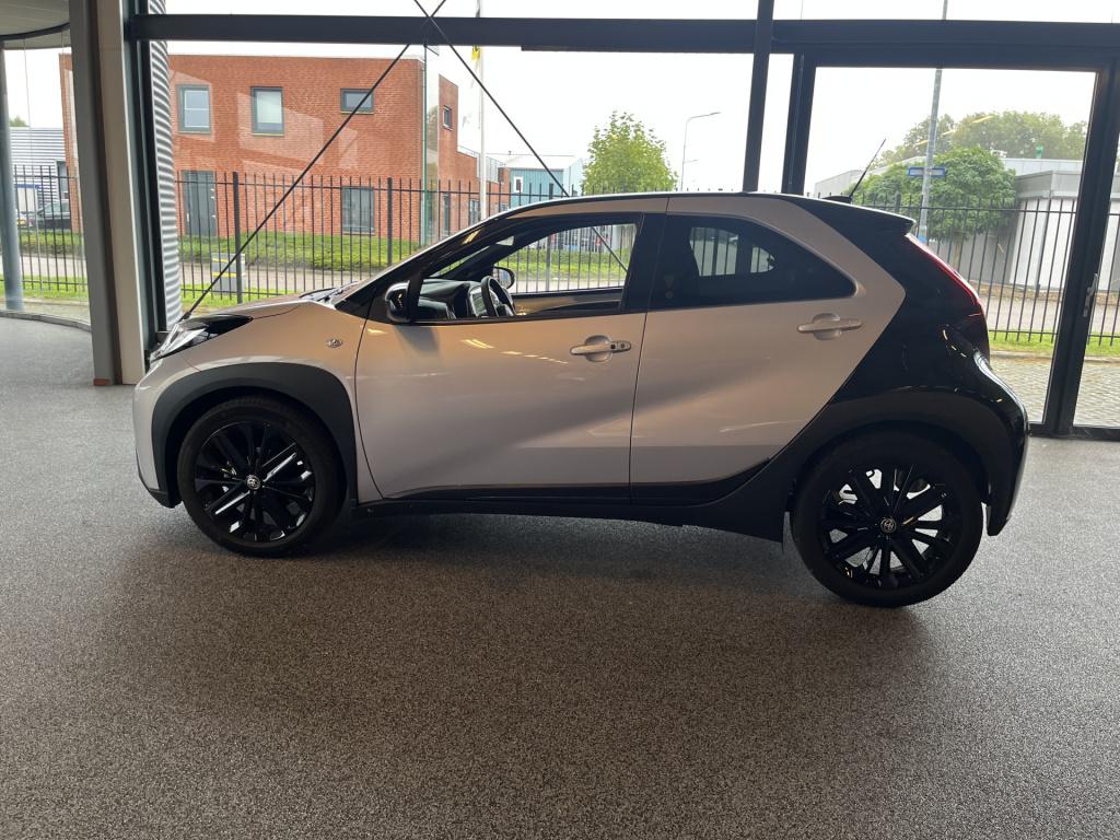 Toyota Aygo X 1.0 vvt-i mt jbl