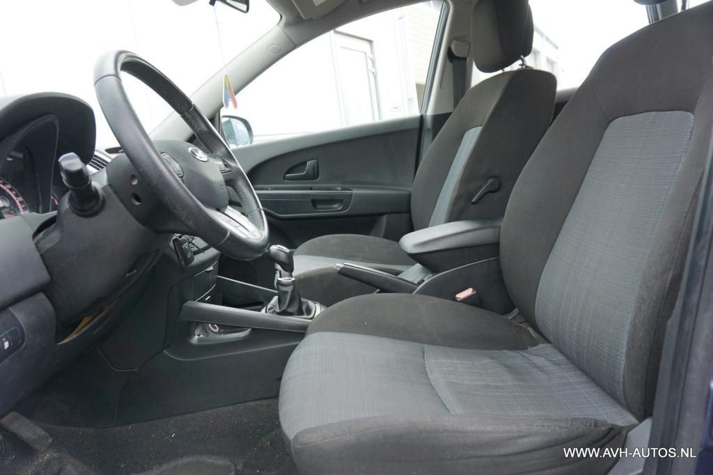 Kia Cee'd sporty wagon 1.4 cvvt seven