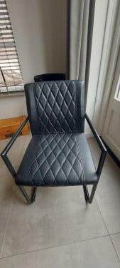 6x eetkamerstoelen