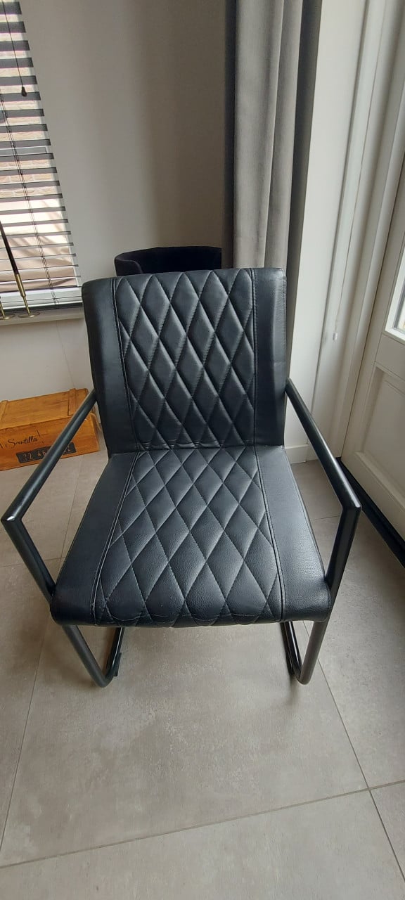 6x eetkamerstoelen