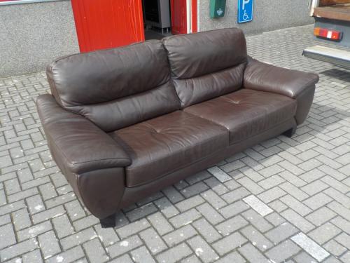 Mooie kwaliteit leren bank in zeer goede staat