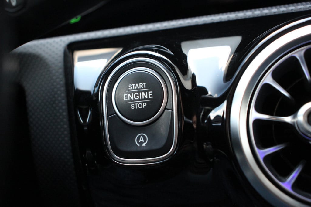 Mercedes-Benz Cla 180 amg | night pakket | pano | sfeerverlichting | camera