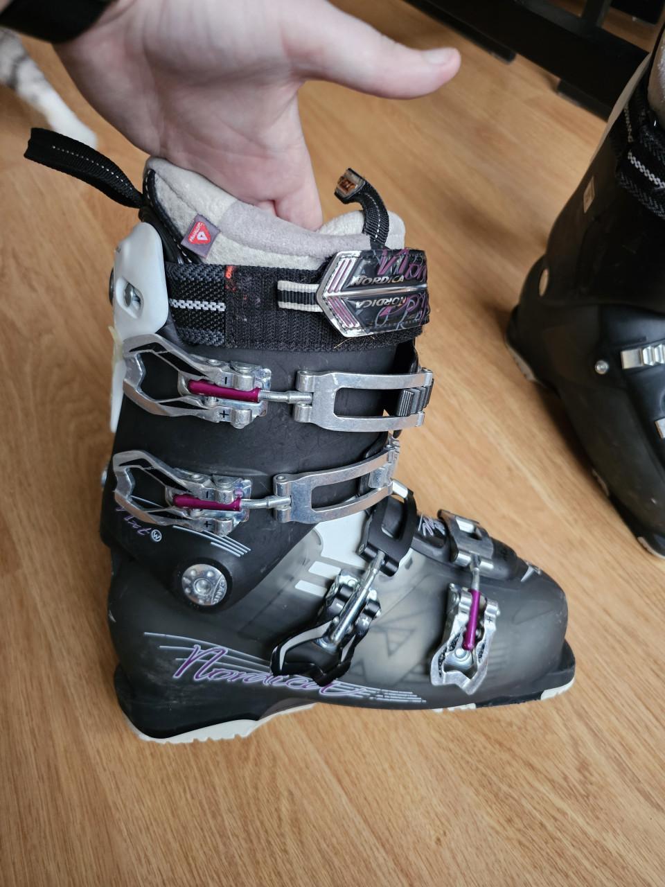 Nordica NXT N2 Skischoenen Dames skischoenmaat 24,0