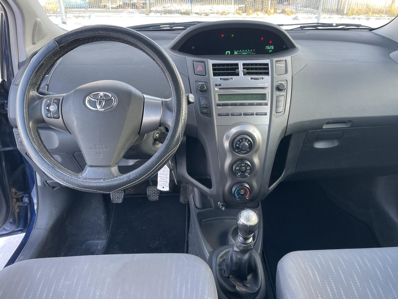 Toyota yaris 1.3 vvti aspiration 5 deurs