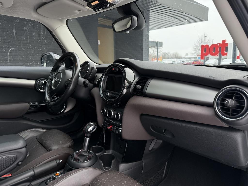 Mini 5-deurs mini 2.0 coop.s chili // goed uitgerust // dealer onderhouden 