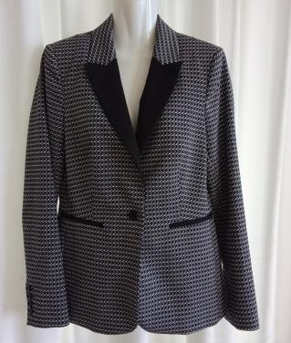 Prachtige zwart witte blazer merk Promiss