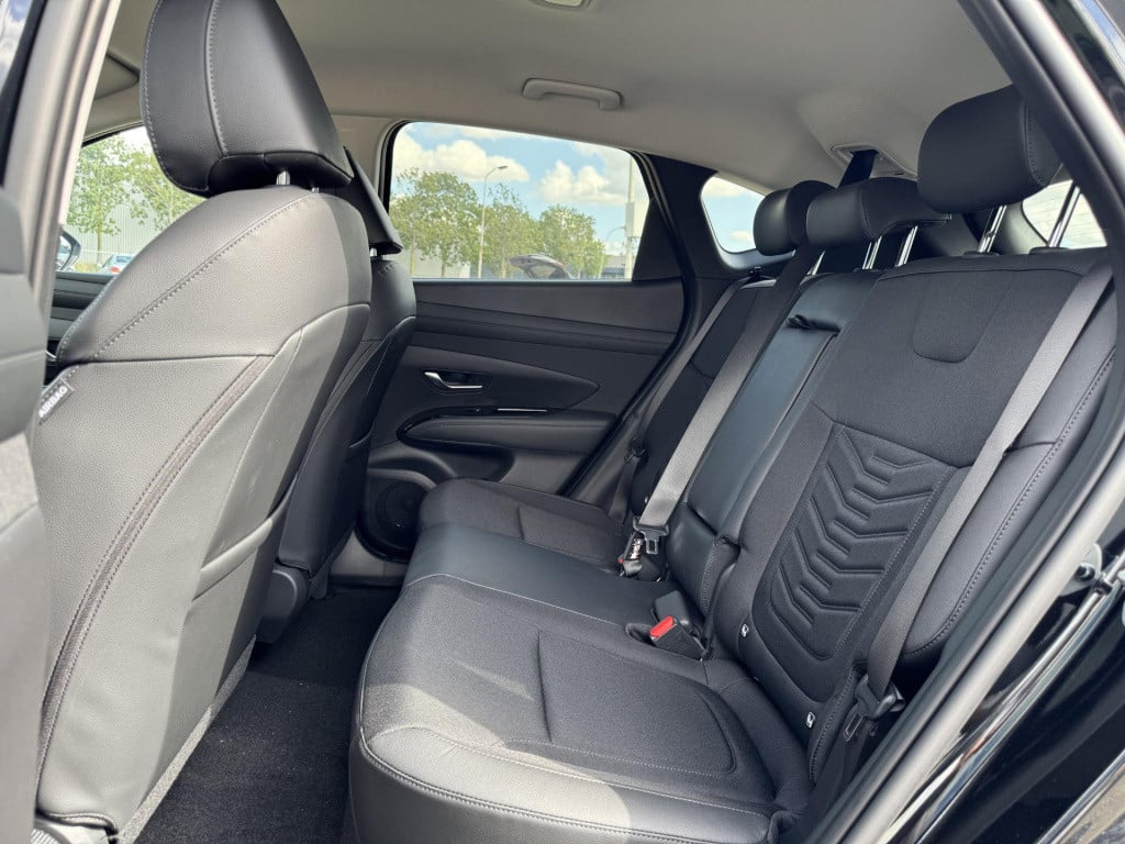Hyundai Tucson 1.6 t-gdi phev comfort smart nu met € 6.000 korting! op=op