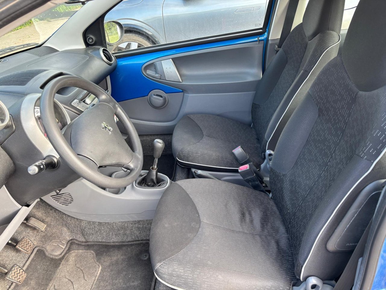 Nette Peugeot 107 2011