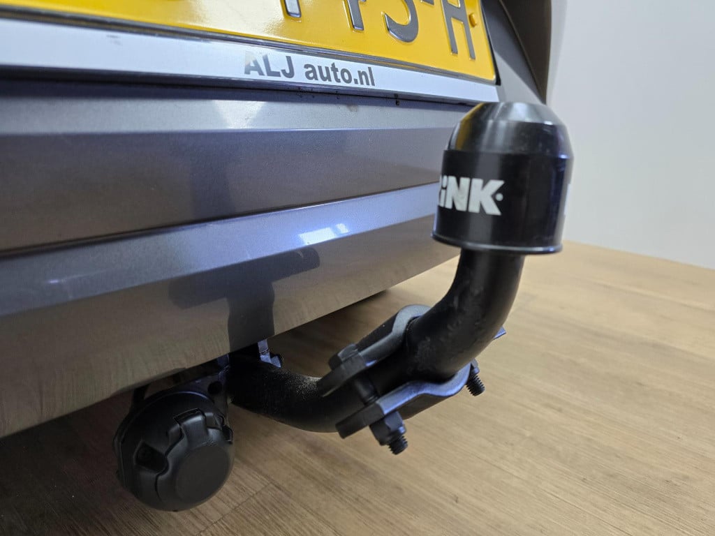 Volkswagen Polo occasion 1.2 tsi highline automaat met trekhaak en cruiseco