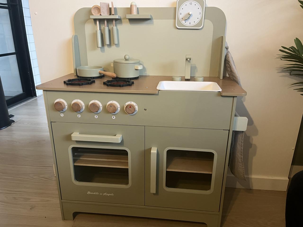 Kinder keuken (Bandits & Angels) groen