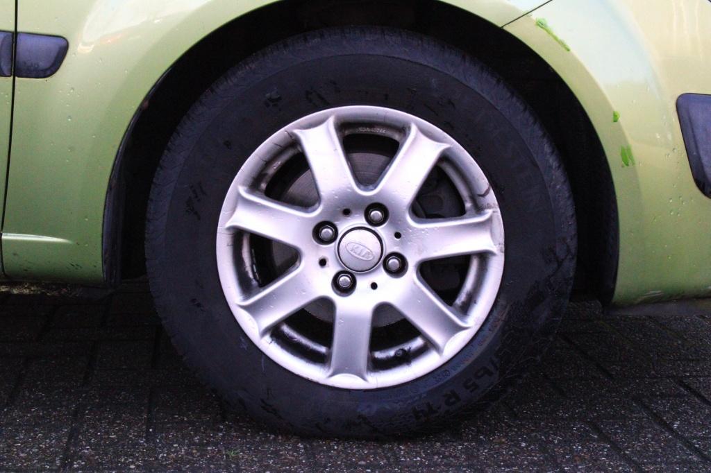 Kia Rio 1.4 x-tra meeneemprijs