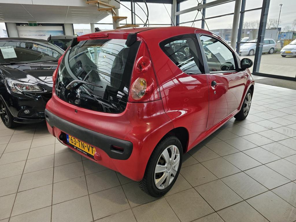 Peugeot 107 1.0-12v xr