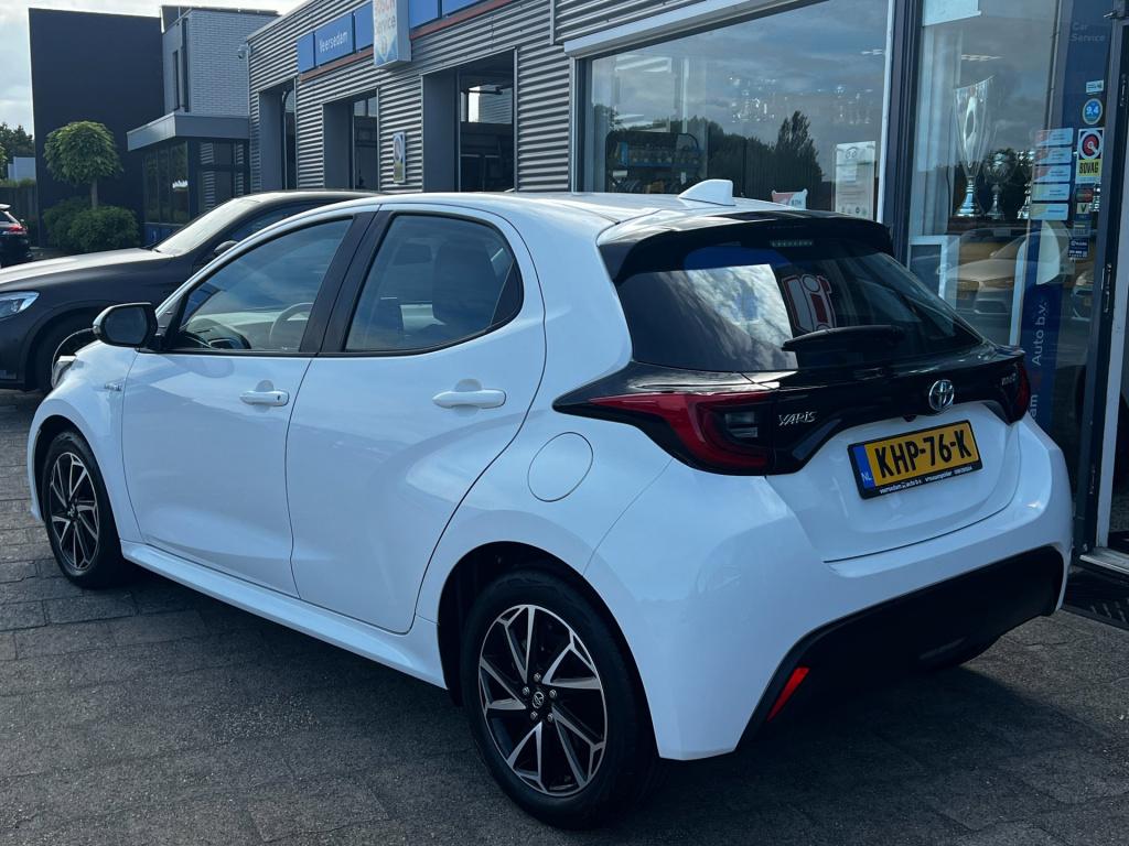 Toyota Yaris 1.5 hybrid dynamic line, camera, carplay, navi enz..