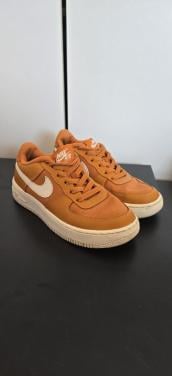 Dames Nike Air Force 1 Maat 36