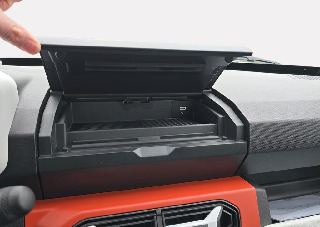 Dacia Spring expression 65 - dc lader 30 kwh