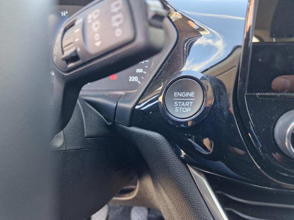 Ford Fiesta 100 pk titanium | navigatie | keyless | draadloze telefoonlader