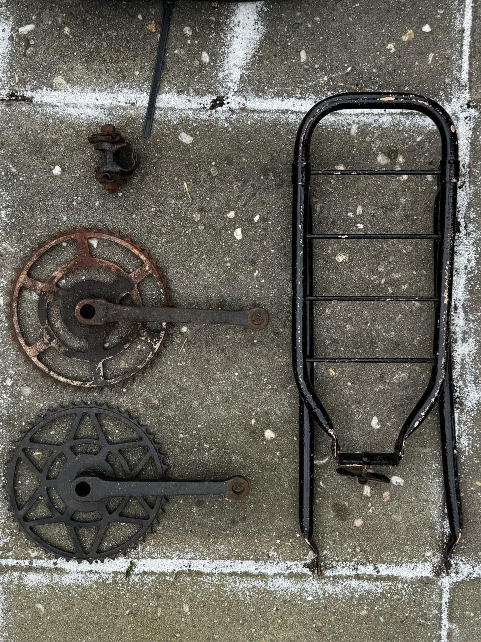 Empo transportfiets onderdelen alleen 28 “ wielen ontbreken