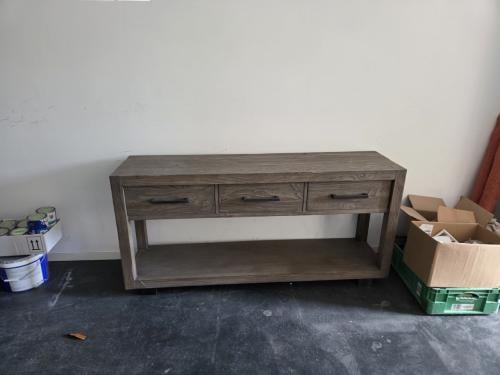 Wandtafel met lades