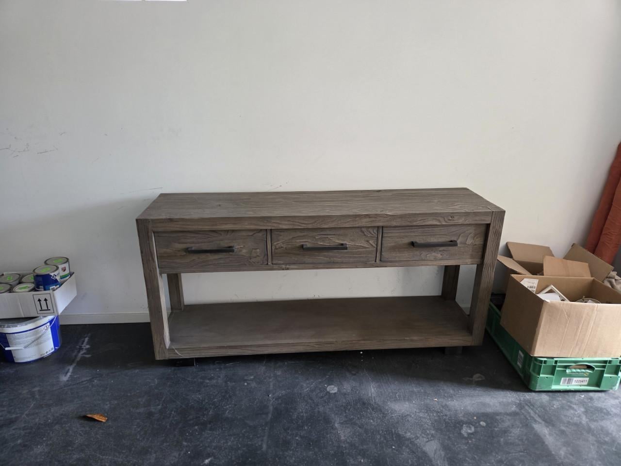 Wandtafel met lades