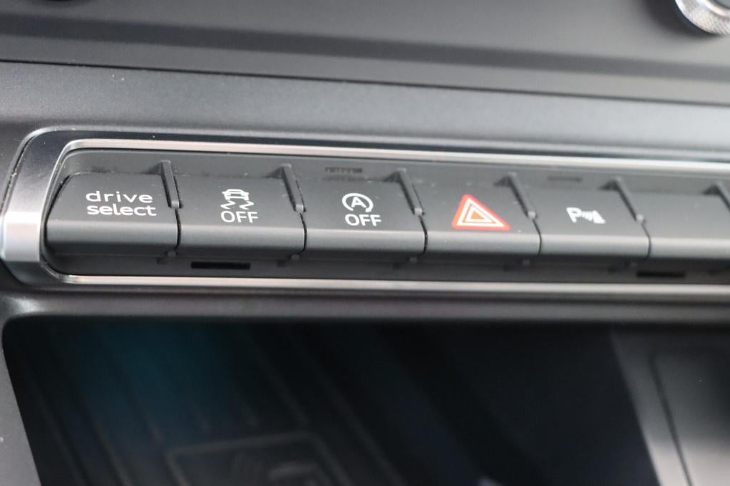 Audi Q3 35 tfsi pro line s 150pk s-tronic | stoelverwarming | 360 camera | 