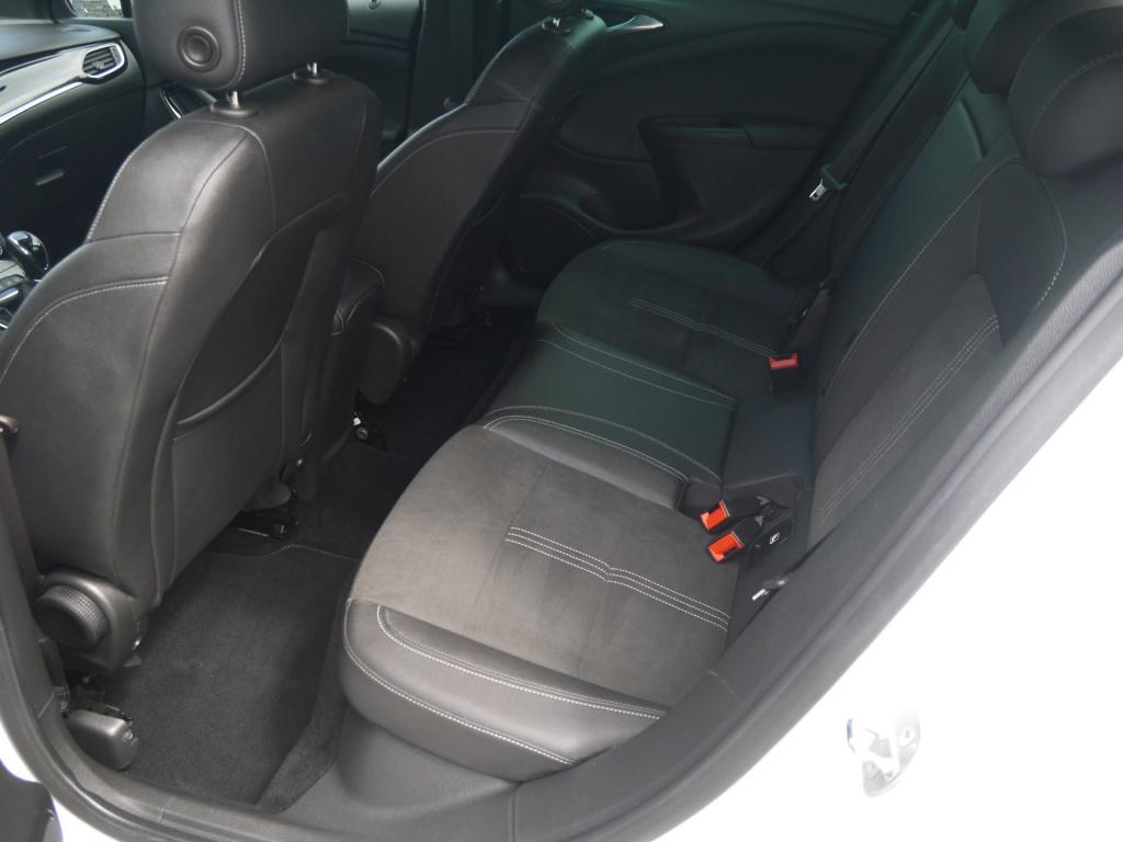 Opel Astra 1.2 ultimate|rijklaar