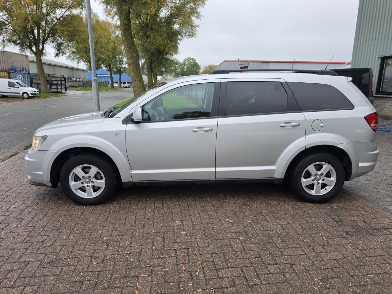 DODGE JOURNEY 2.4 BENZINE – 170 PK – BOUWJAAR 2011