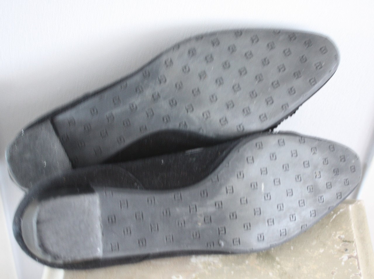 Zwarte suede pumps maat 37.5