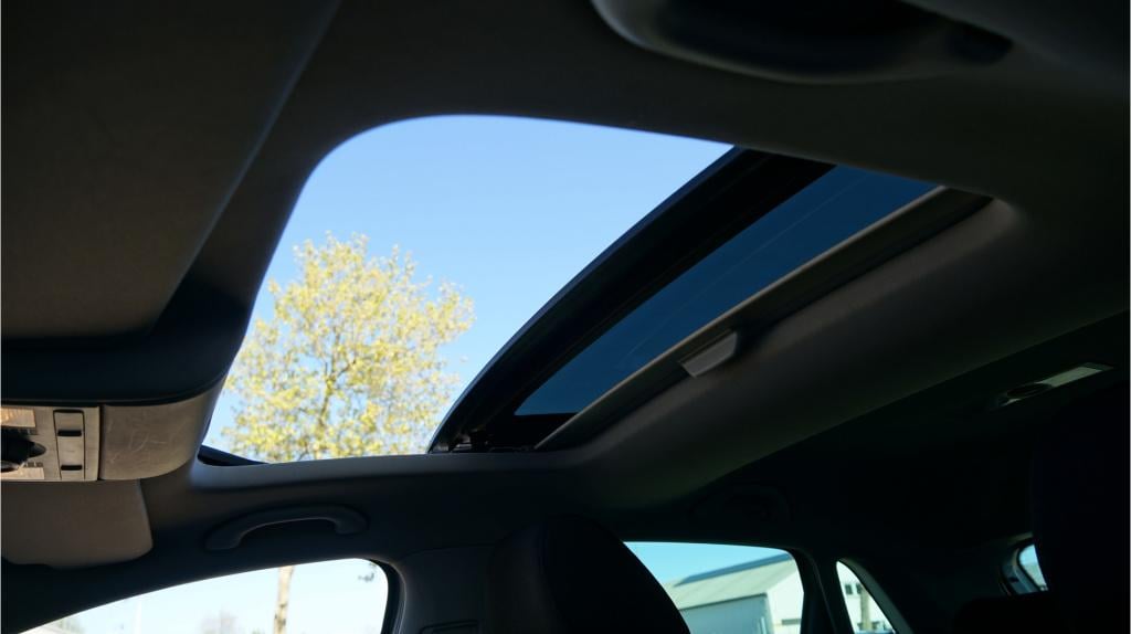 Volkswagen Polo 1.2 tsi highline panorama dak rijklaar incl garantie