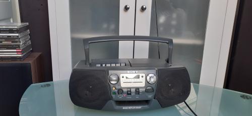 Sony draagbare radio cd cassete speler nieuw staat