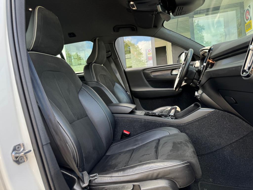 Volvo XC40 1.5 t3 r-design * harman/kardon * trekhaak