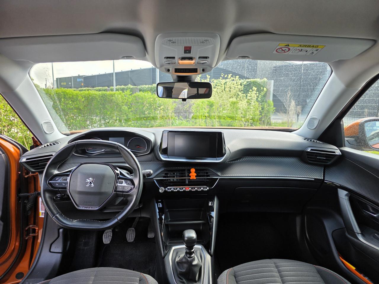 Peugeot 2008 puretech 1.2 2021