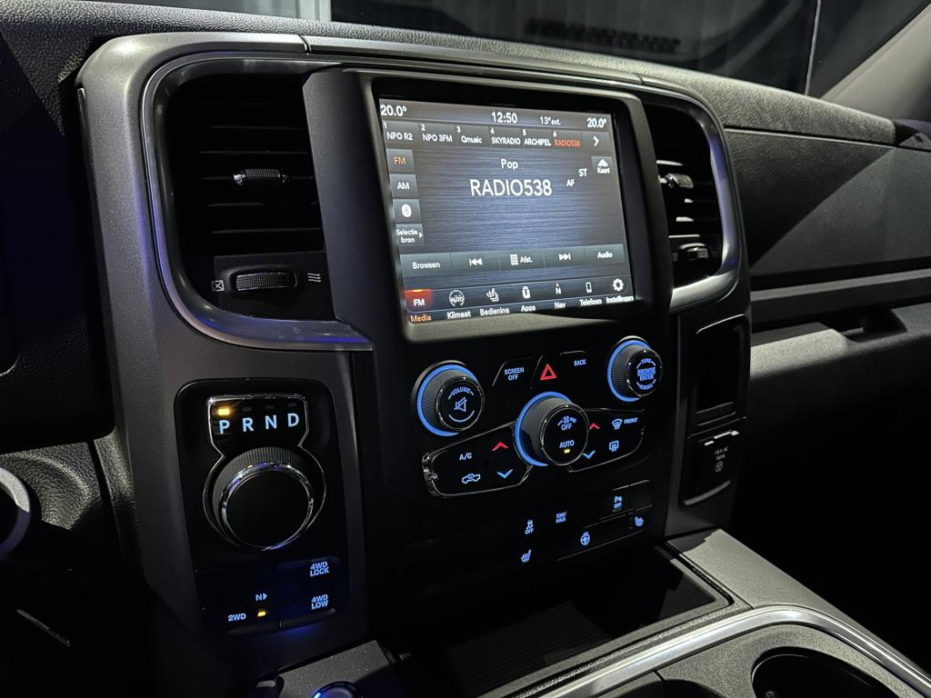 Dodge Ram 1500 5.7 v8 crew cab 5'7 *nl-auto*btw*leer*camera*prins lpg*