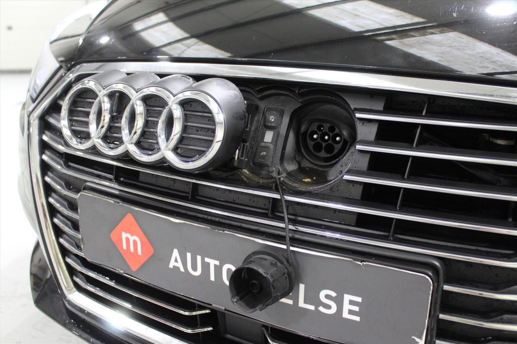Audi A3 40 e-tron 204pk s tronic advance sport