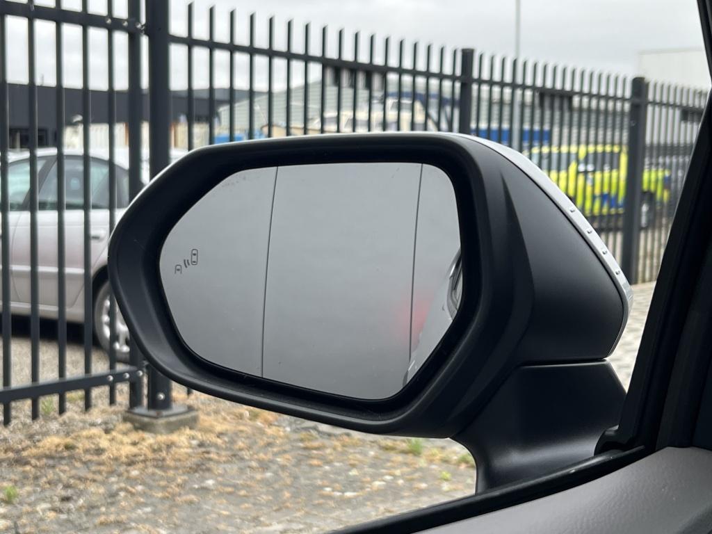 Toyota Yaris Cross 1.5 hybrid executive | head up display | 360 camera | tr
